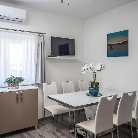 Apartman Pedro Апартаменты Трогир